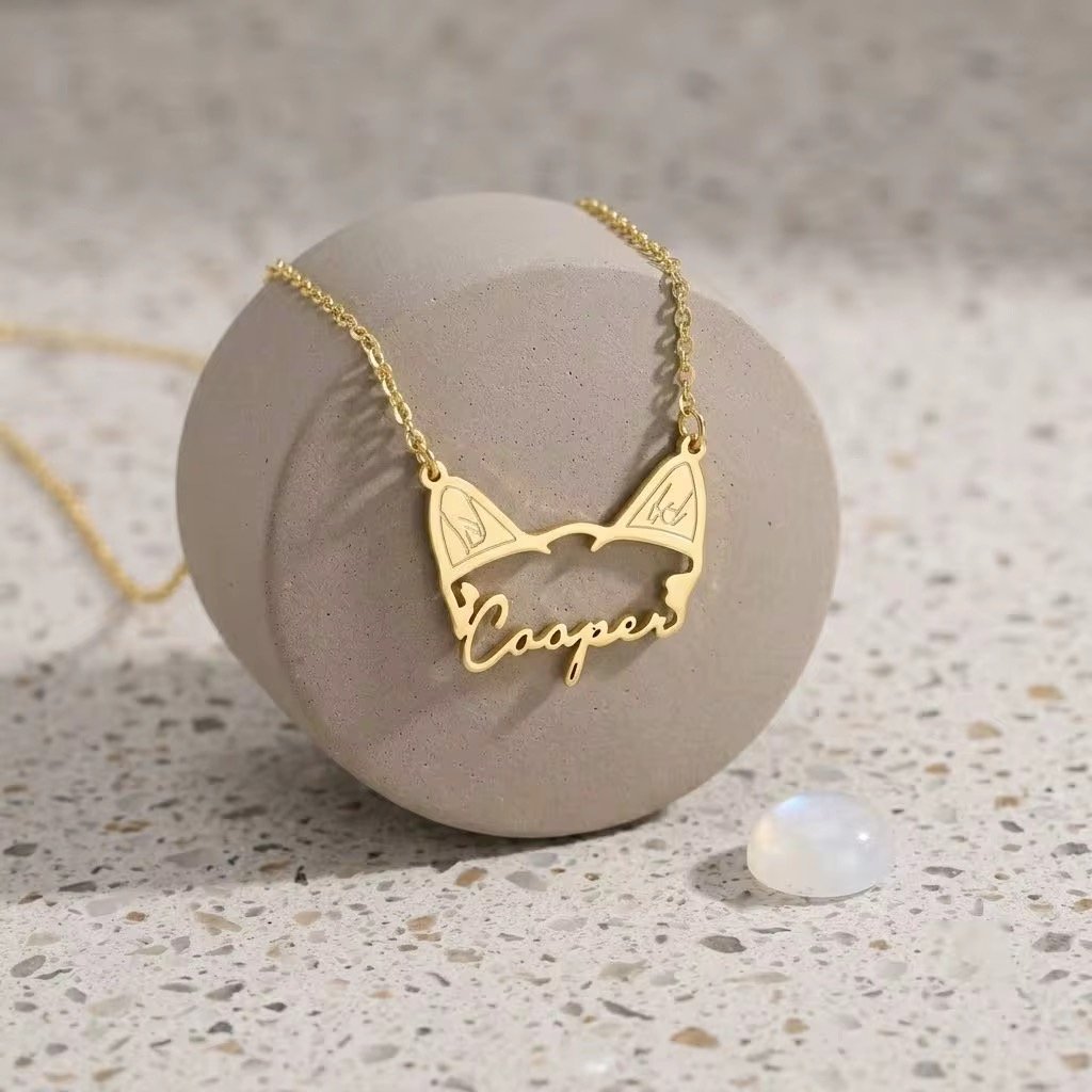 Custom Silhouette  Name Necklace